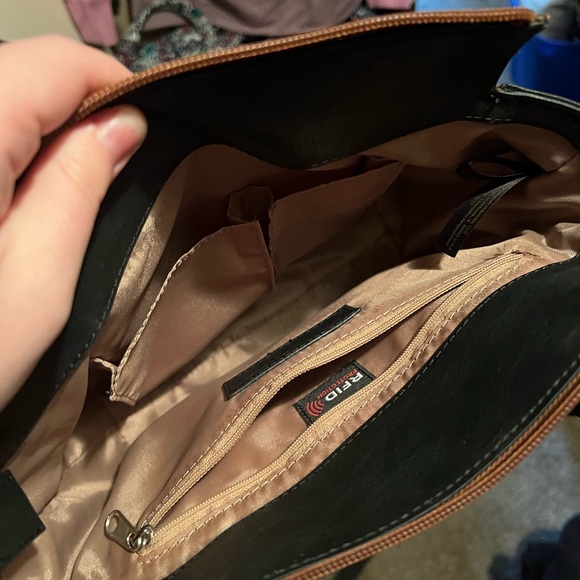 Suede Cheetah Crossbody Bag - Picture 5 of 8